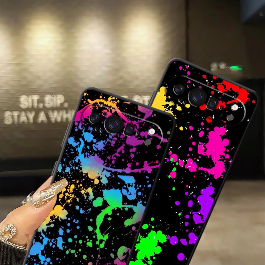 Rainbow Paint Splatters Funda  - Google Pixel 9 Pro review and price